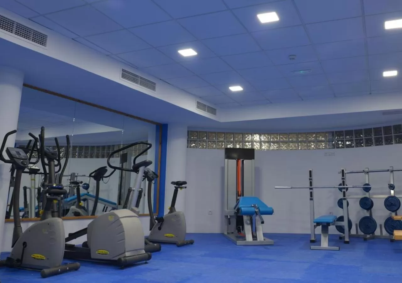 GYM-2220