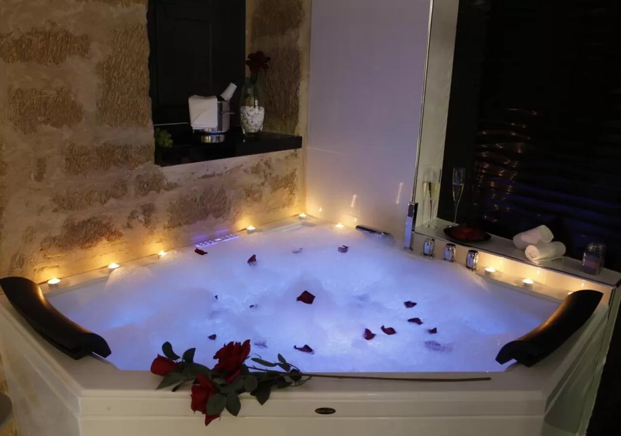 JACUZI-2747