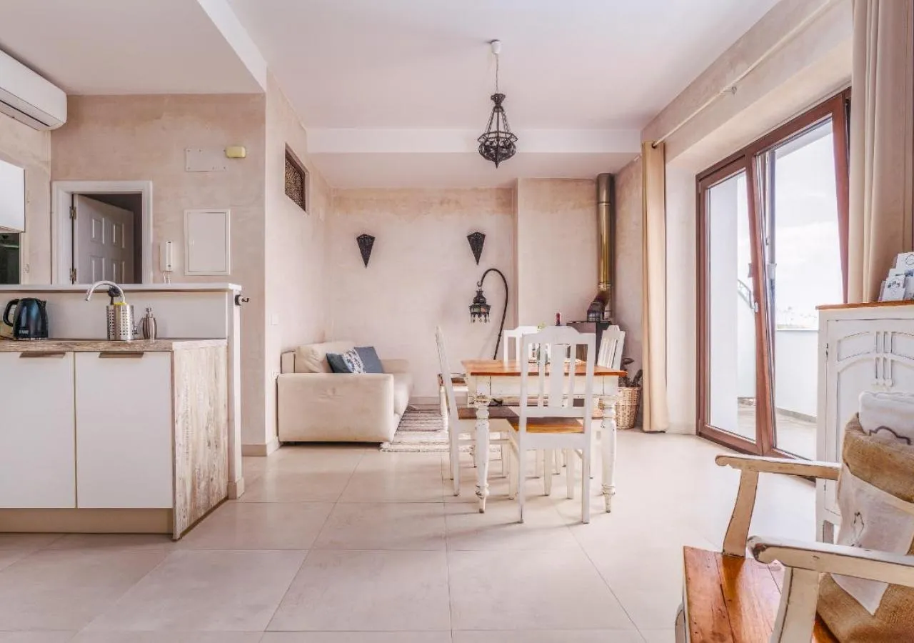 La Residencia Tarifa