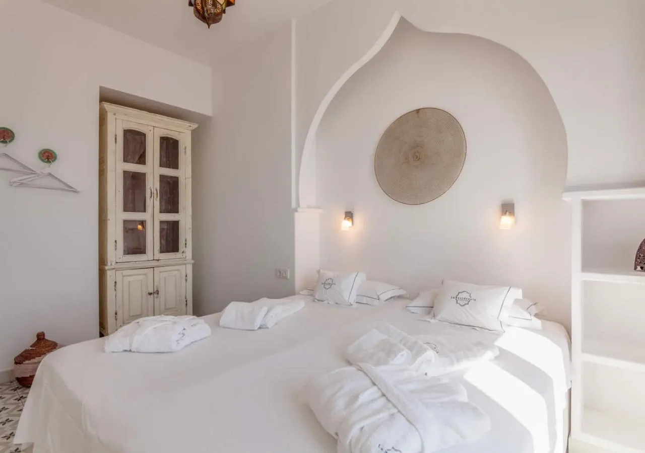 La Residencia Tarifa