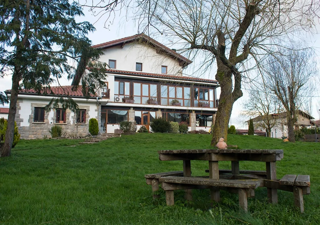 casa-darrere-3036