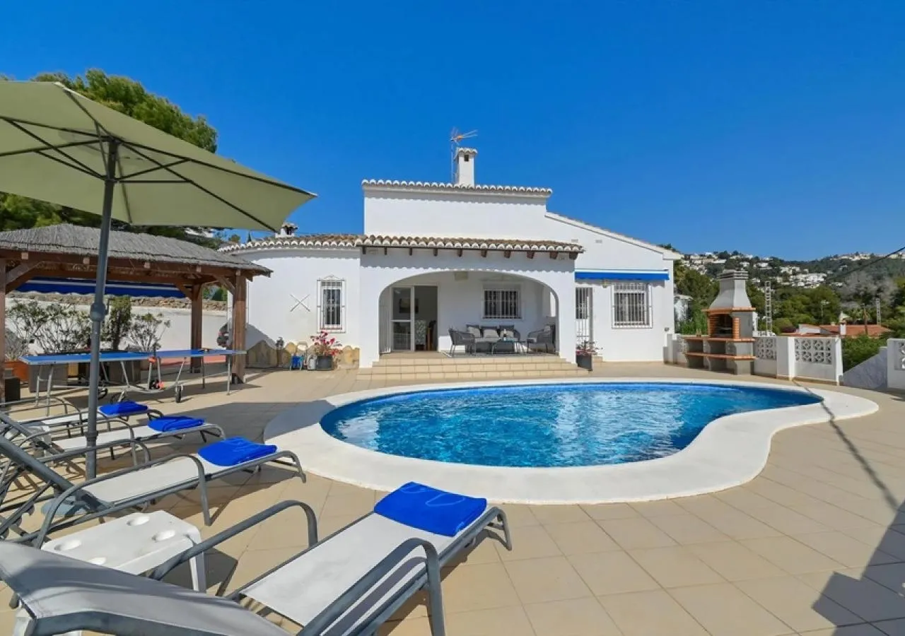 chralotte casa